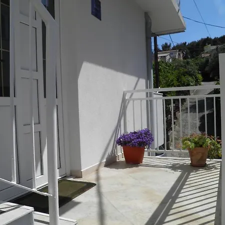 Adria * تروغير