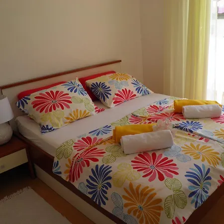 Adria * Трогір